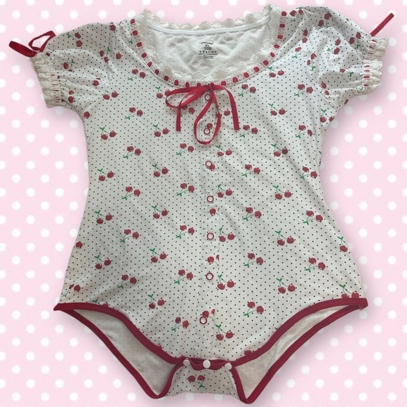 LittleForBig Tops - adorable cherry print bodysuit 🍒🎀